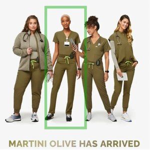 Figs Skinny Scrub pant in Martini Olive